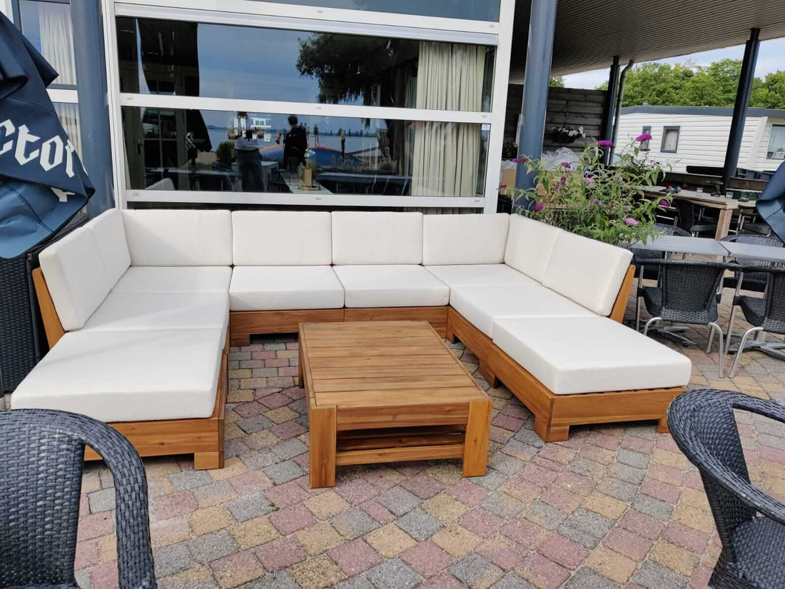 Houten hoekloungeset bij een klant – foto 5